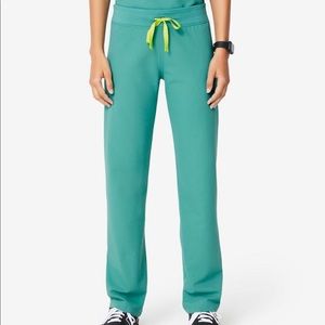 NWT Figs Livingston Scrub Pants